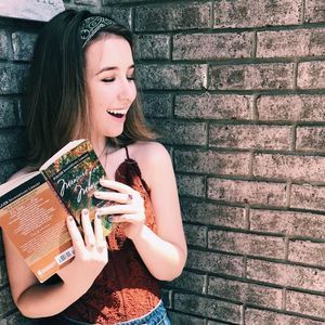 Meet your Posher, Dana